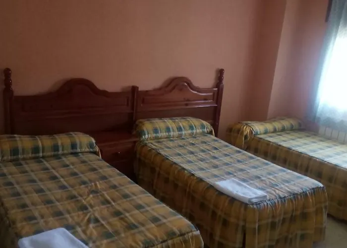 Restaurante San Millan 게스트하우스 3*